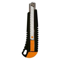 Cutter Multi-Usages 18mm Fiskars